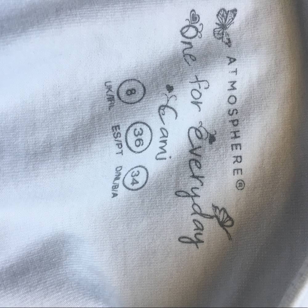 White tank - Picture 3 of 3